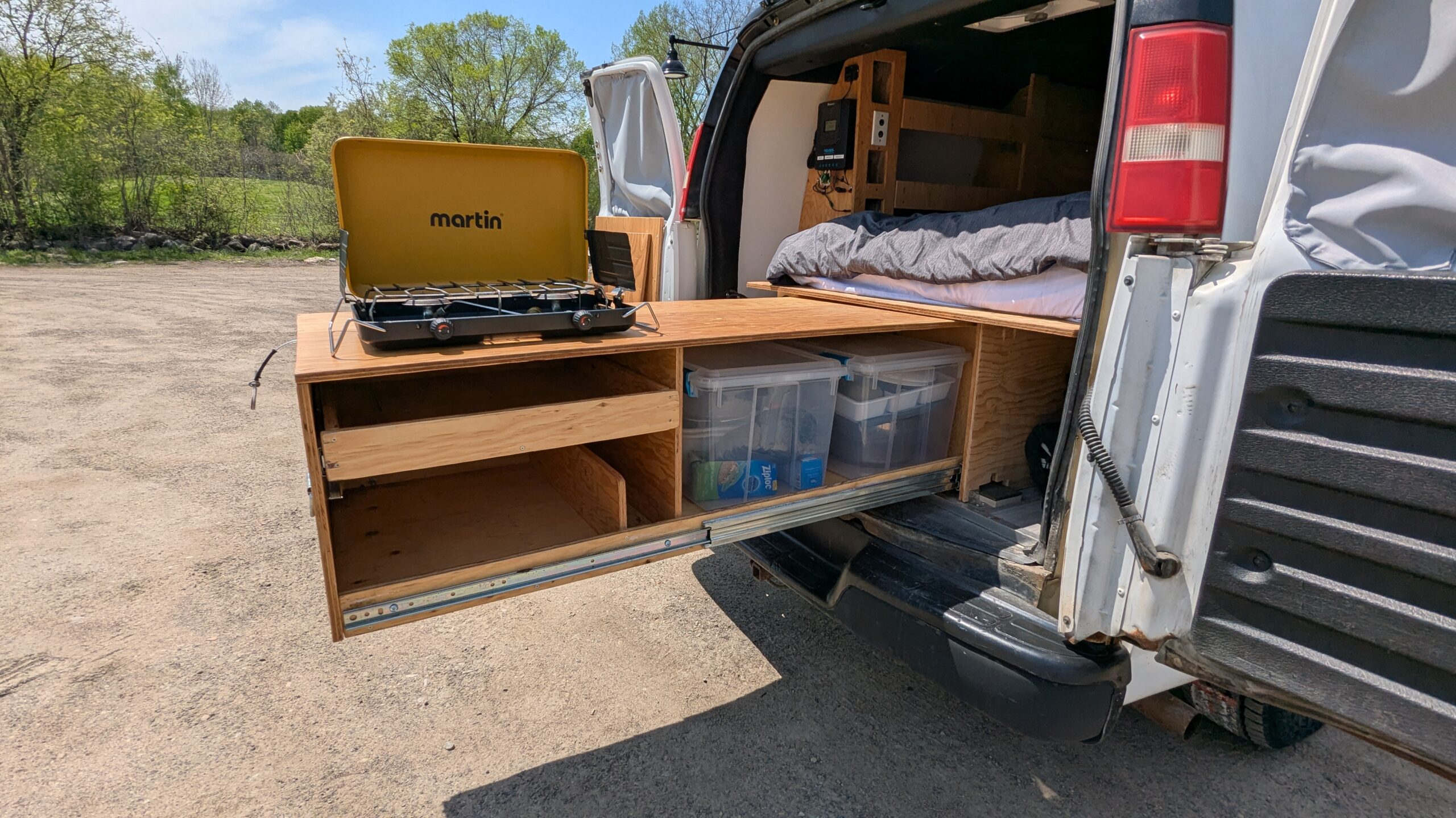 Tiroir-cuisine géant complet avec tout ce qu'il faut pour cuisiner