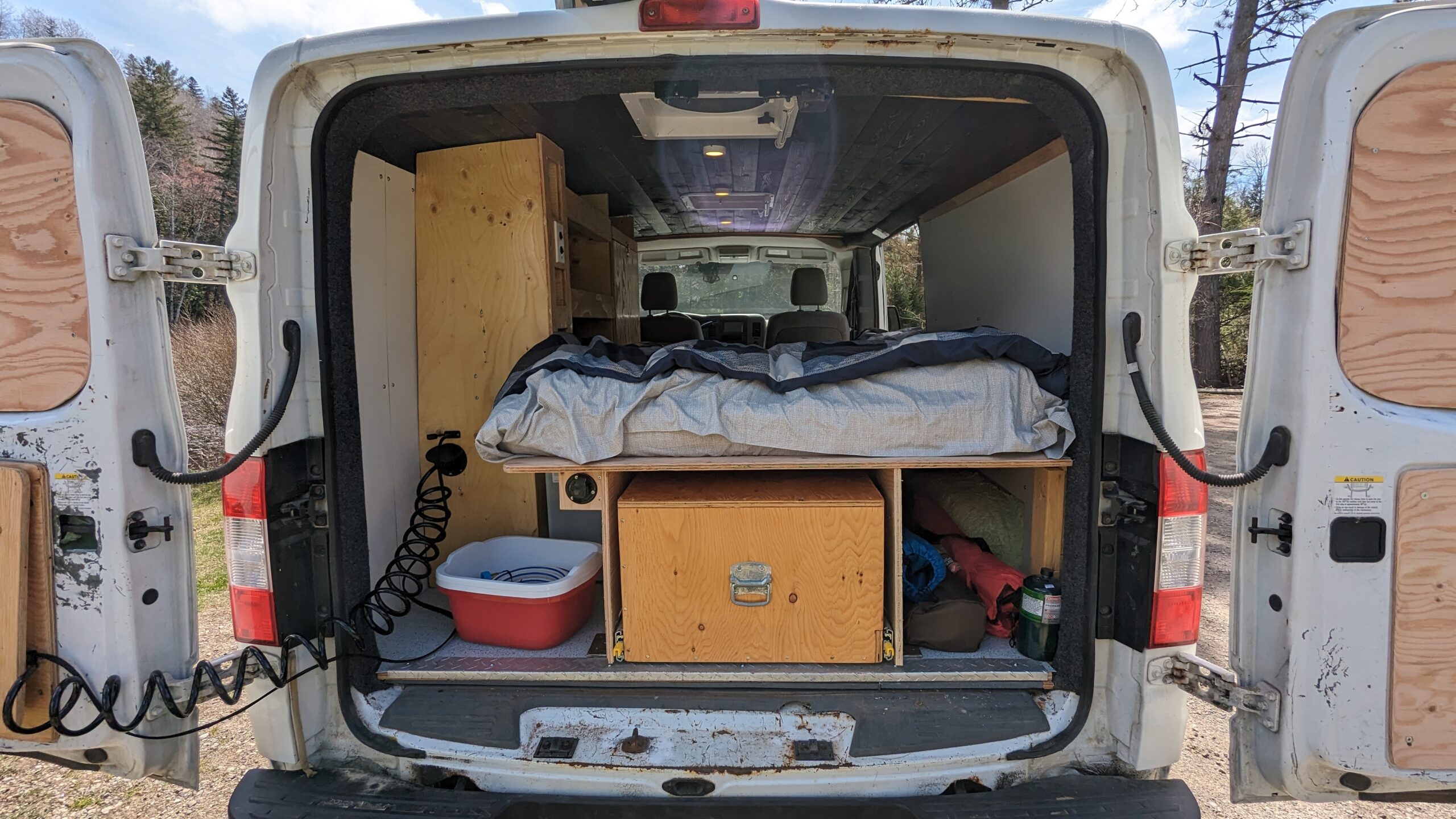 Beaucoup d'espace de rangement à l'arrière