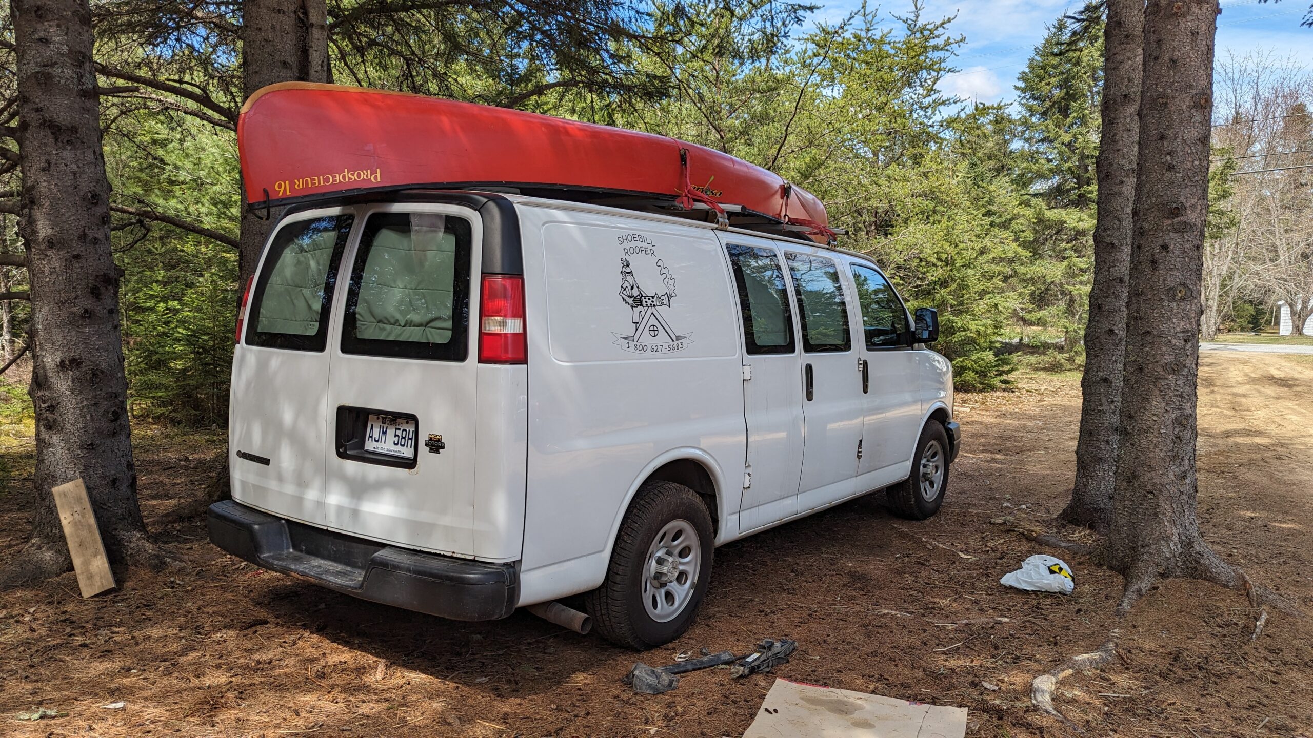 Un véhicule résistant, mais léger pour la route