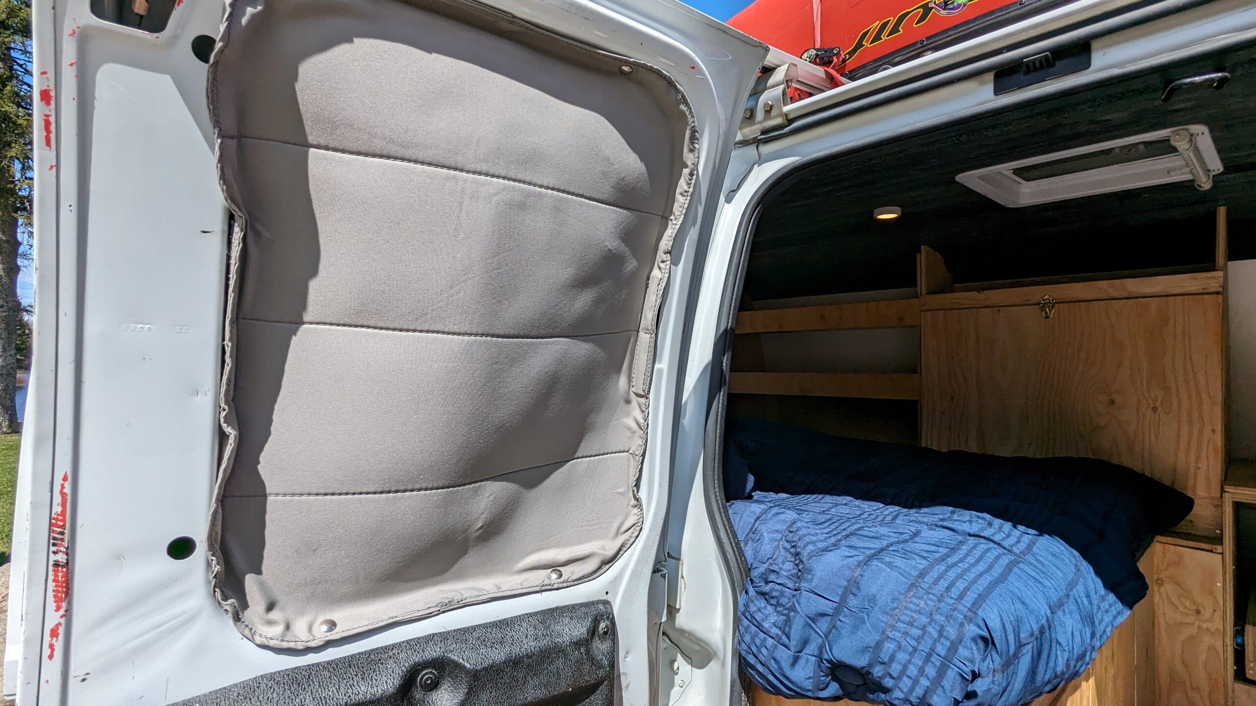 Cache-fenêtres isolés