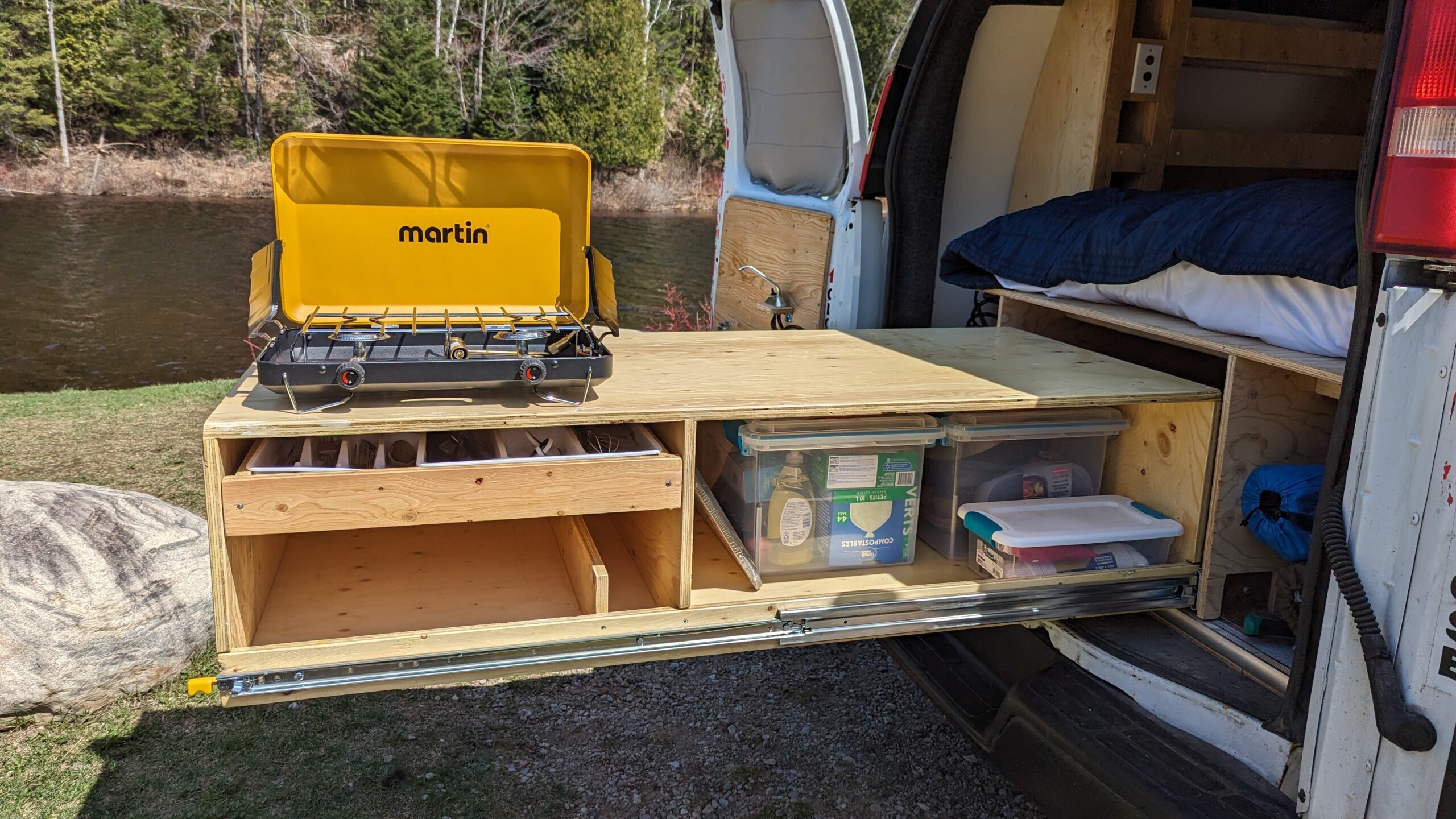 Tiroir-cuisine géant avec BBQ au propane