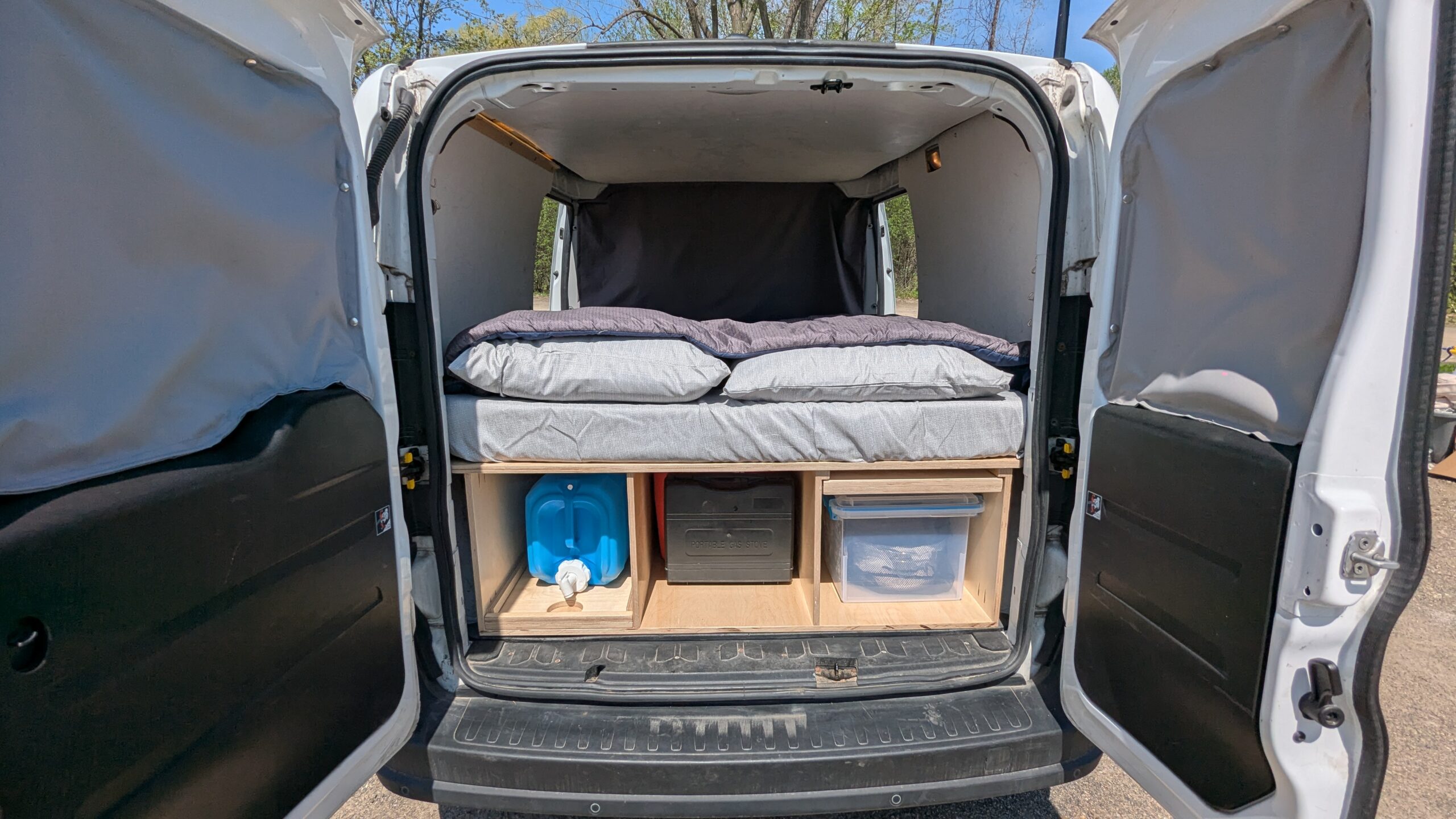 Espace cuisine à l'arrière